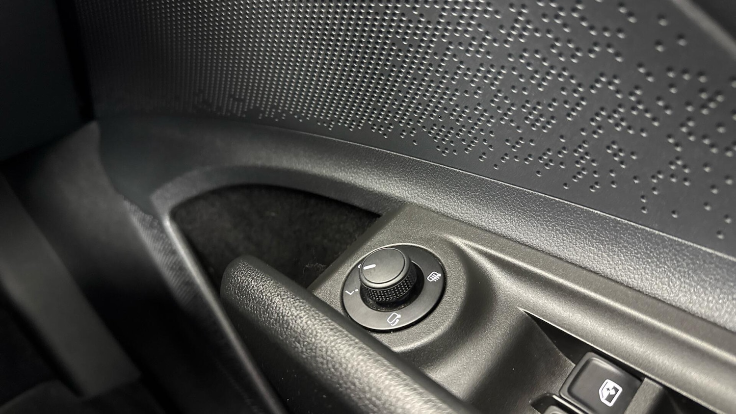 Used Skoda Enyaq 2022 for sale - 77468925: Photo 33