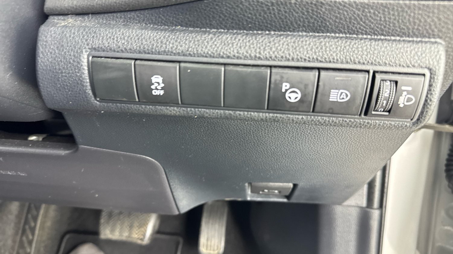 Used Toyota Corolla 2020 for sale - 76064063: Photo 24