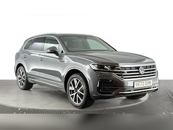 Used Volkswagen Touareg 2023 for sale - 77970637: Photo