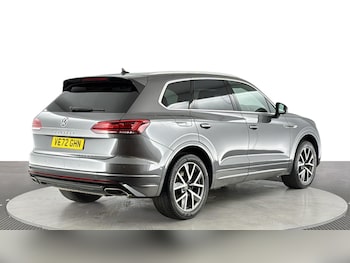 Used Volkswagen Touareg 2023 for sale - 77970637: Photo