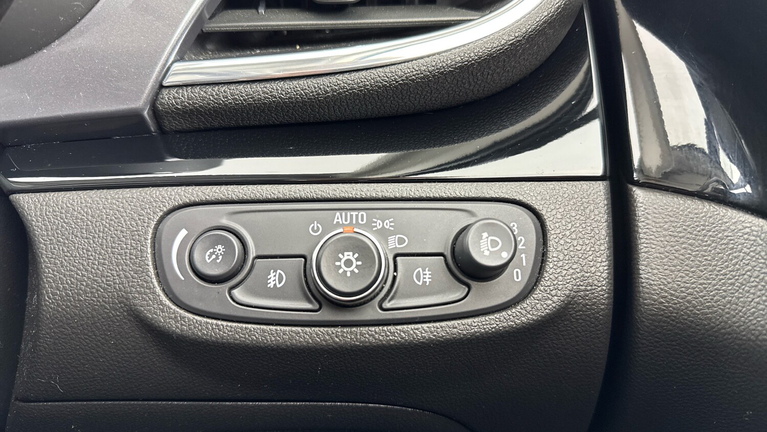 Vehicle 60