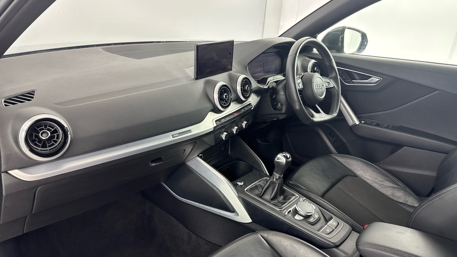 Used Audi Q2 2022 for sale - 76077928: Photo 44