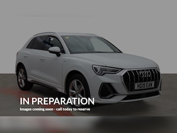 Audi - Q3