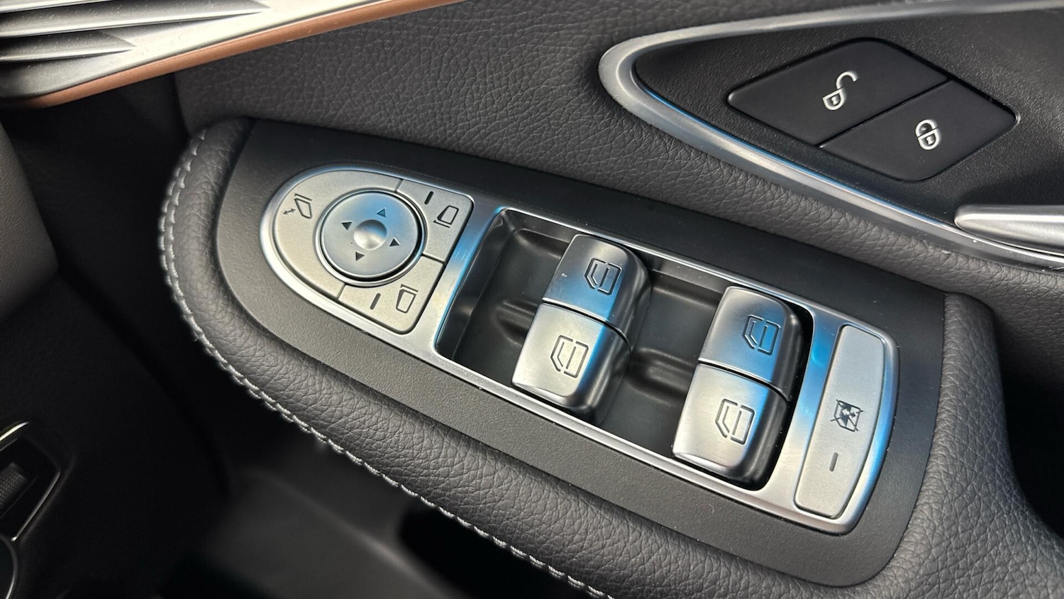 Used Mercedes-Benz EQC 2020 for sale - 77376183: Photo 20