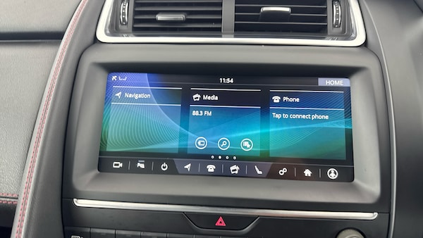 Used Jaguar E-Pace 2019 for sale - 76207548: Photo 12