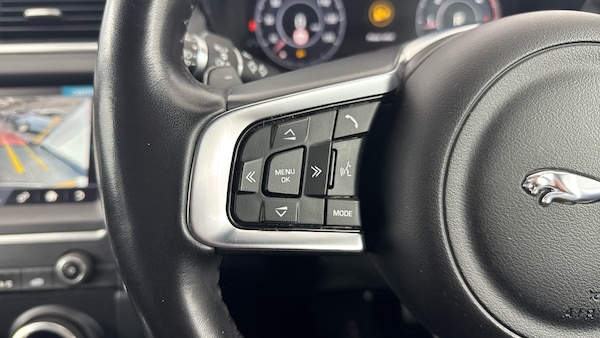 Used Jaguar E-Pace 2019 for sale - 76207548: Photo 21