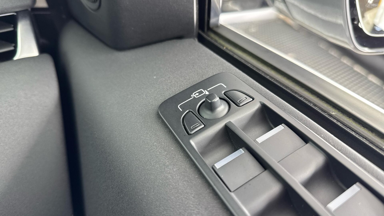 Used Land Rover Discovery Sport 2021 for sale - 78127988: Photo 29