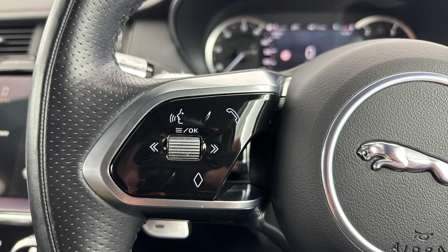 Used Jaguar E-Pace for sale - 77752896: Photo 21