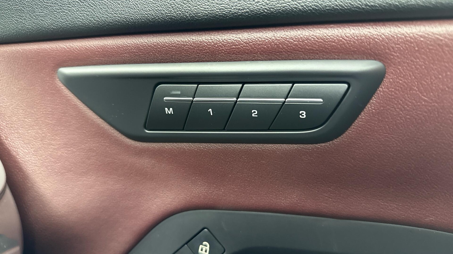 Used Jaguar E-Pace for sale - 77752896: Photo 30