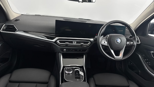 Used BMW 3 Series 2024 for sale - 76082097: Photo 11