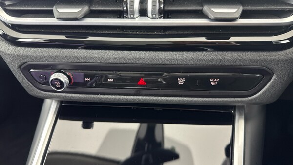 Used BMW 3 Series 2024 for sale - 76082097: Photo 54
