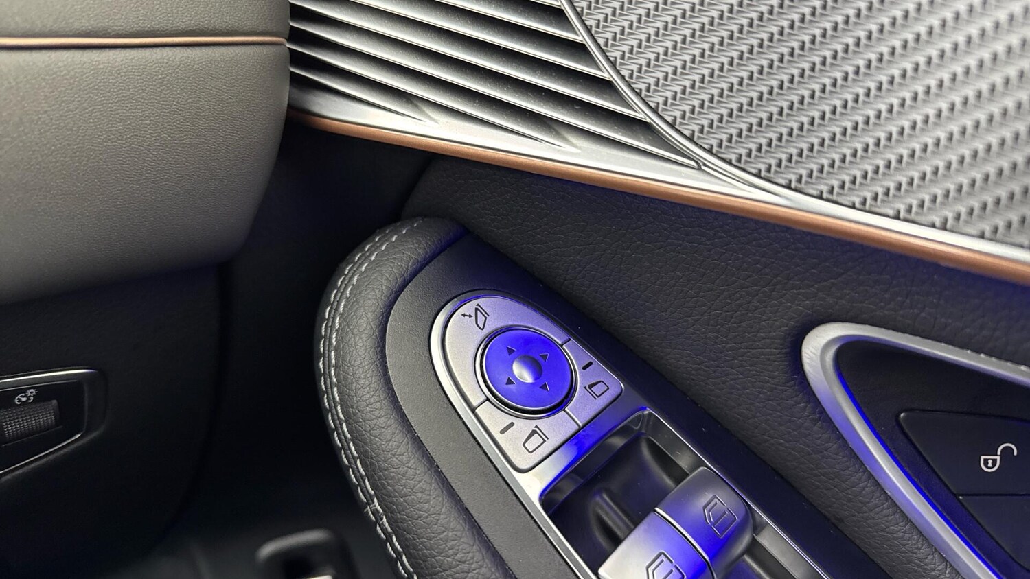 Used Mercedes-Benz EQC for sale - 78007549: Photo 29