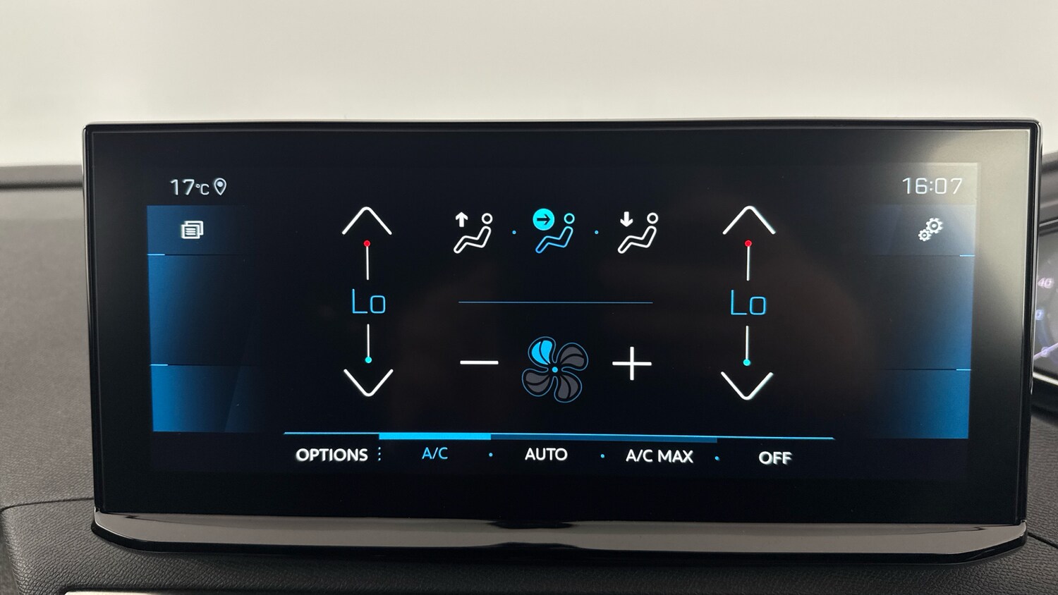 Used Peugeot 3008 2023 for sale - 76030034: Photo 12