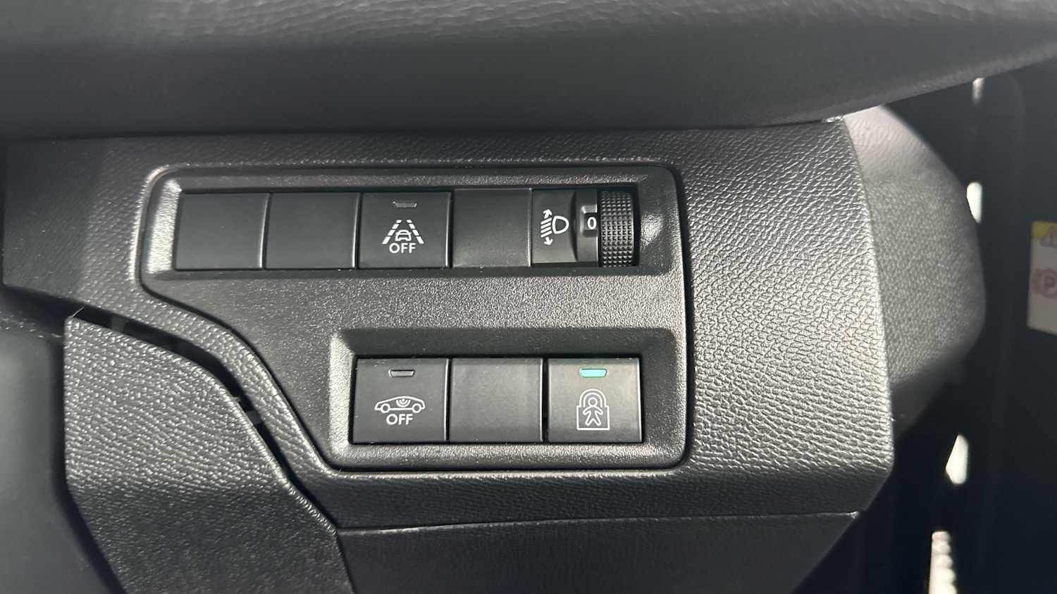 Used Peugeot 3008 2023 for sale - 76030034: Photo 23