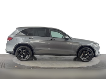 Used Mercedes-Benz GLC 2019 for sale - 75772912: Photo