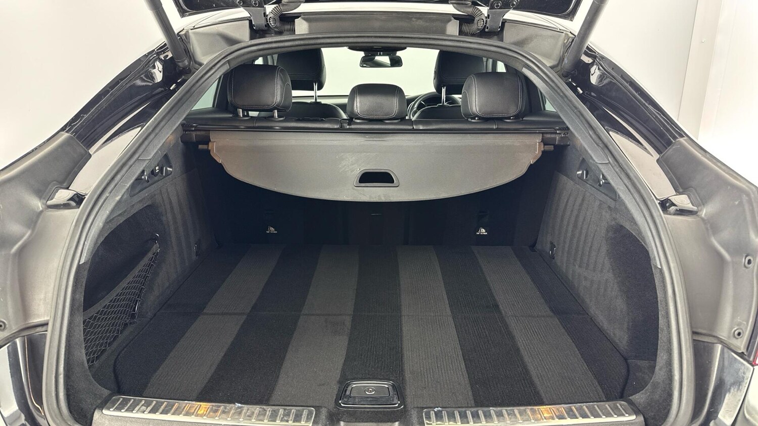 Used Mercedes-Benz GLC 2017 for sale - 77939863: Photo 15