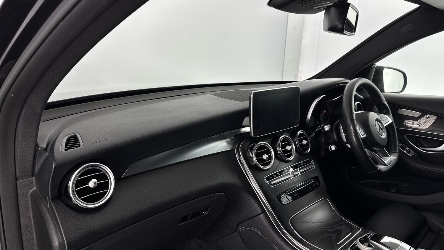 Used Mercedes-Benz GLC 2017 for sale - 77939863: Photo 9