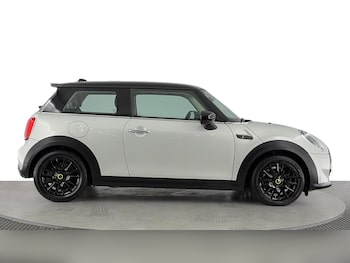 Used MINI Hatch 2022 for sale - 76220563: Photo 3