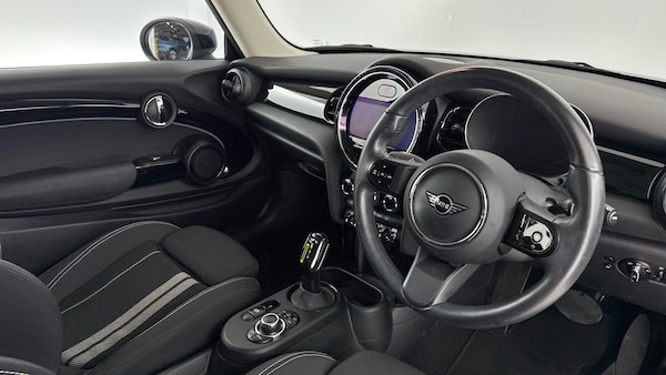 Used MINI Hatch 2022 for sale - 76220563: Photo 9