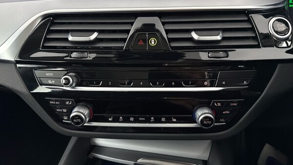 Used BMW 5 Series 2021 for sale - 76102661: Photo 19