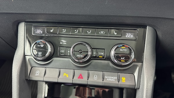 Used Skoda Karoq 2019 for sale - 75604271: Photo 54