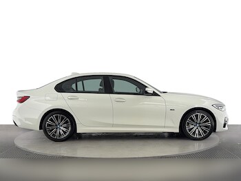 Used BMW 3 Series 2021 for sale - 75694131: Photo