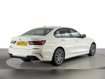 Used BMW 3 Series 2021 for sale - 75694131: Photo