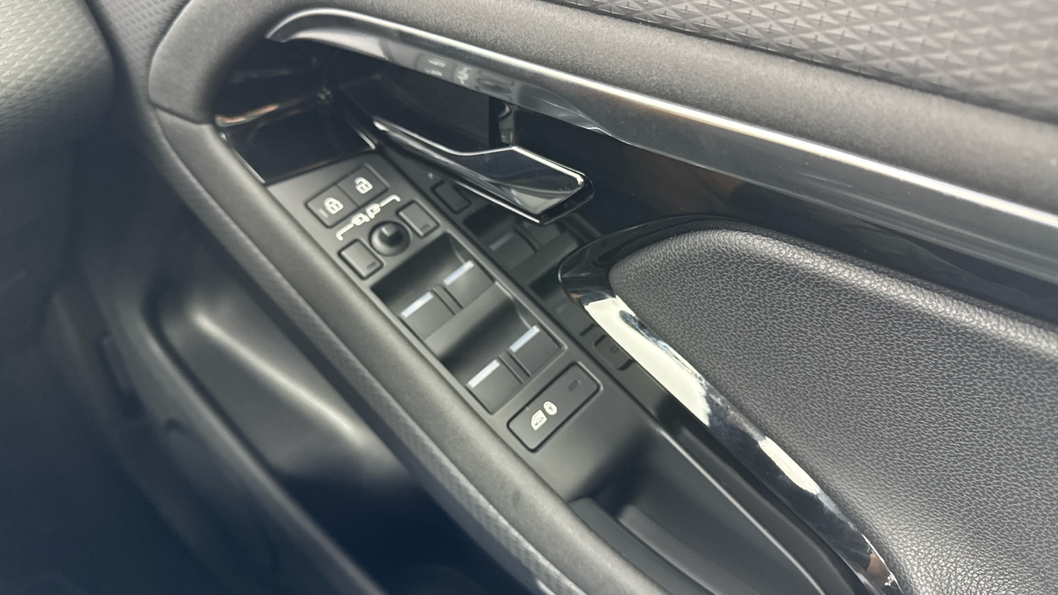 Used Land Rover Range Rover Evoque 2022 for sale - 76194613: Photo 25