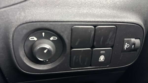 Used Citroen C3 2023 for sale - 75996637: Photo 23