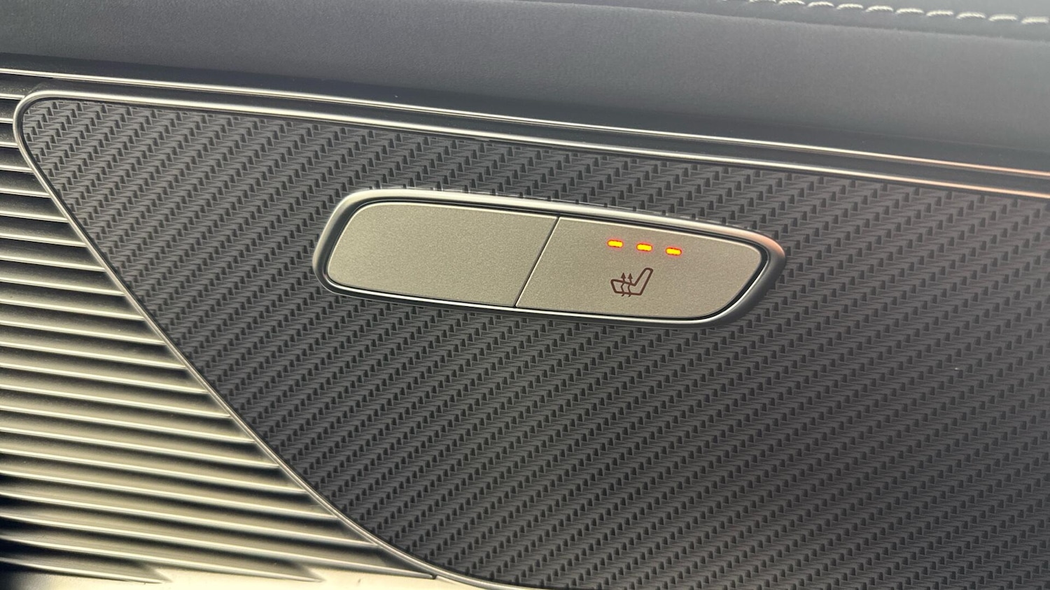 Used Mercedes-Benz EQC 2023 for sale - 77550691: Photo 31