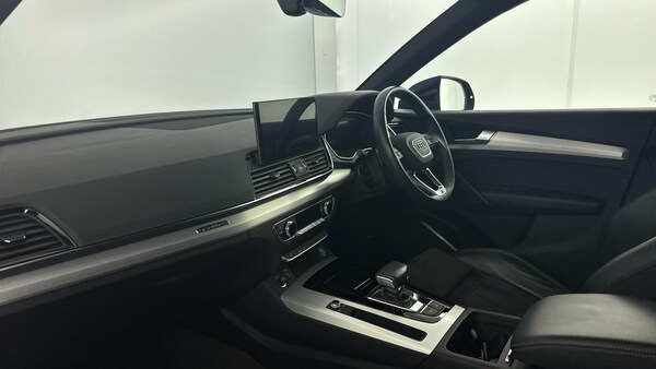 Used Audi Q5 2021 for sale - 76194609: Photo 45