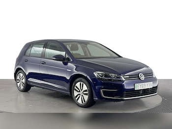 Used Volkswagen Golf 2019 for sale - 75598052: Photo
