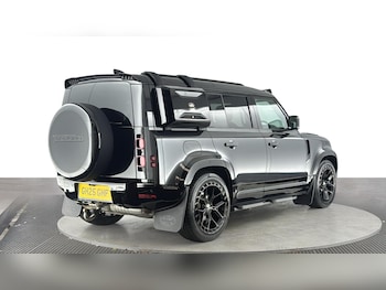 Used Land Rover Defender 2025 for sale - 79296036: Photo