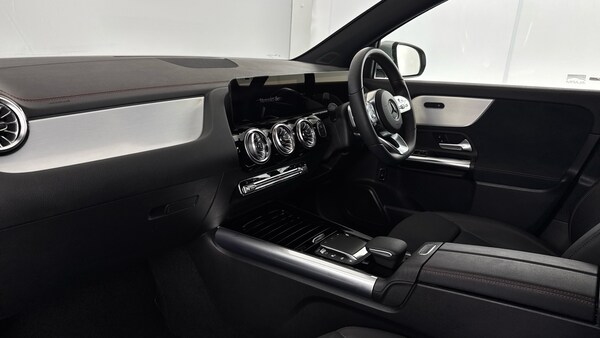 Used Mercedes-Benz EQA 2022 for sale - 75133556: Photo 9