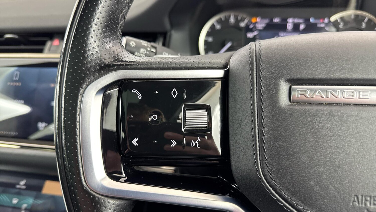 Used Land Rover Range Rover Evoque 2022 for sale - 78184628: Photo 26