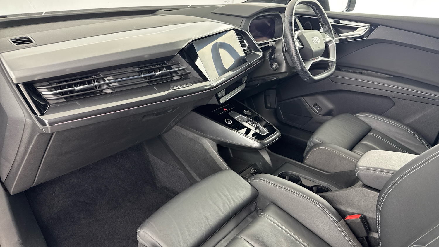 Used Audi Q4 e-tron 2021 for sale - 76182748: Photo 10