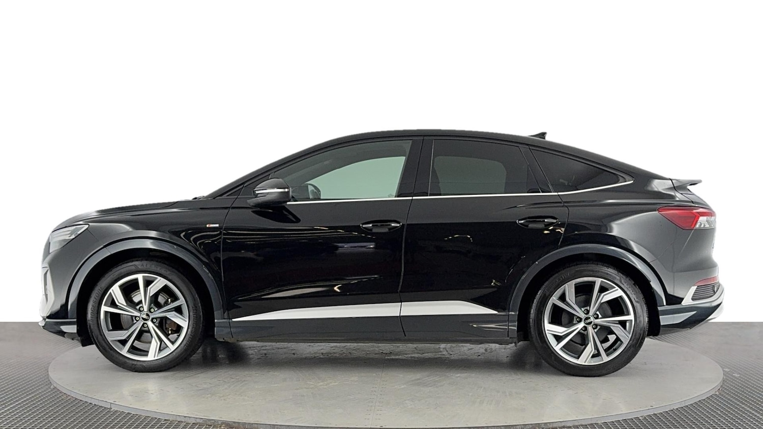 Used Audi Q4 e-tron 2021 for sale - 76182748: Photo 42