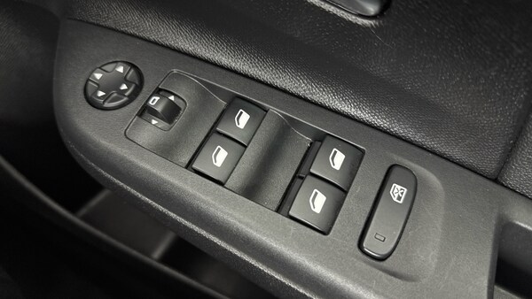 Used Vauxhall Corsa 2023 for sale - 76040333: Photo 24