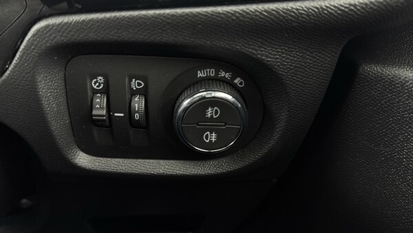 Used Vauxhall Corsa 2023 for sale - 76040333: Photo 60