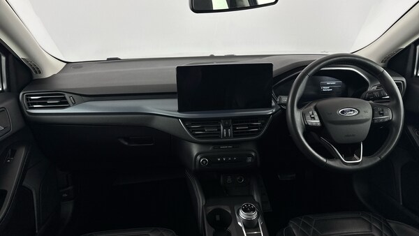 Used Ford Focus 2022 for sale - 76197777: Photo 11