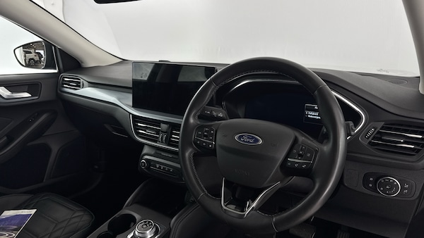 Used Ford Focus 2022 for sale - 76197777: Photo 9