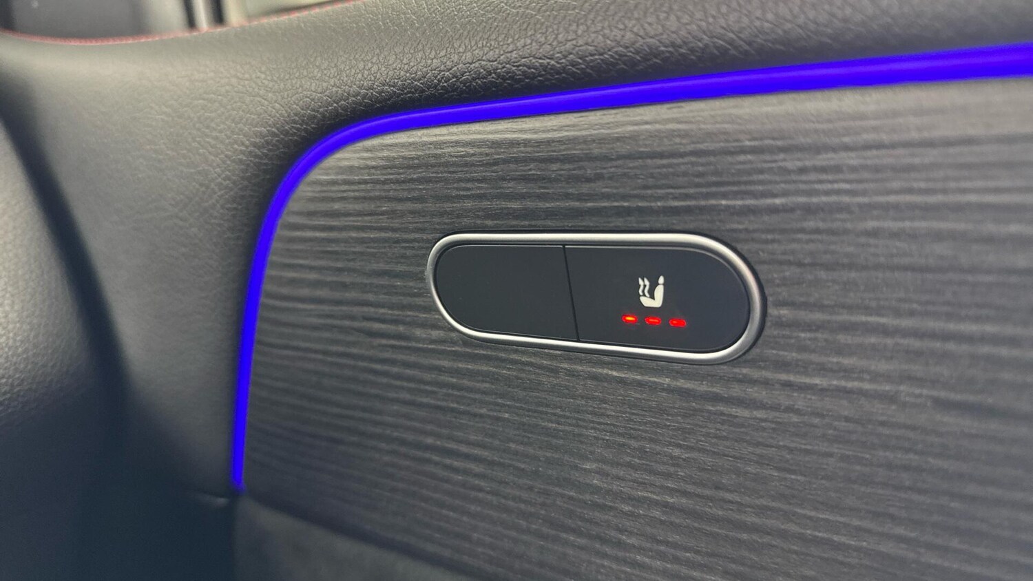 Used Mercedes-Benz EQB for sale - 77882511: Photo 29