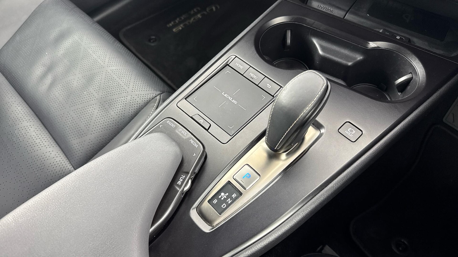 Used Lexus UX 2023 for sale - 78007226: Photo 16