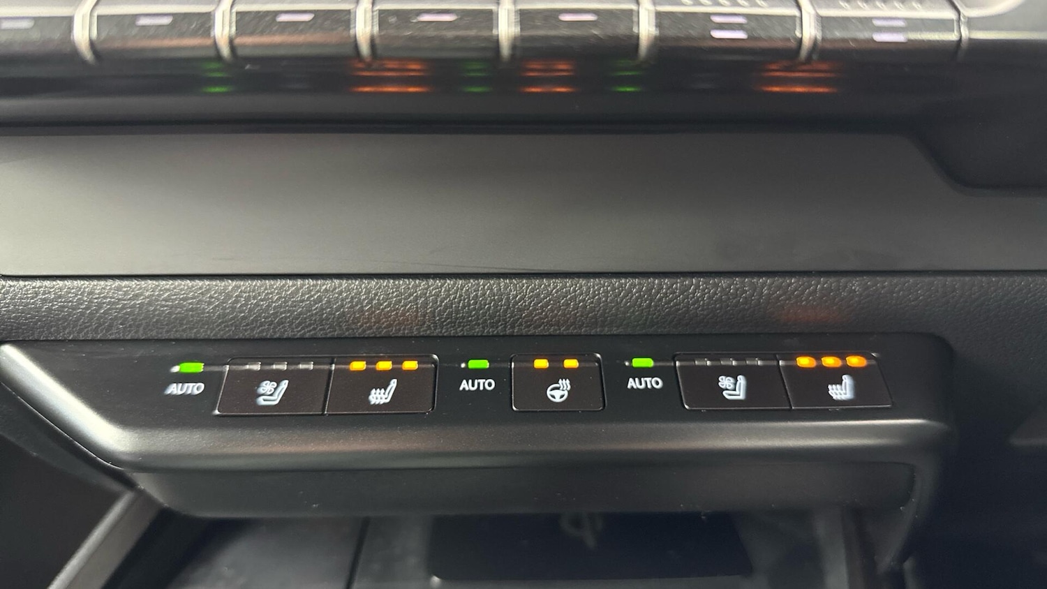 Used Lexus UX 2023 for sale - 78007226: Photo 29