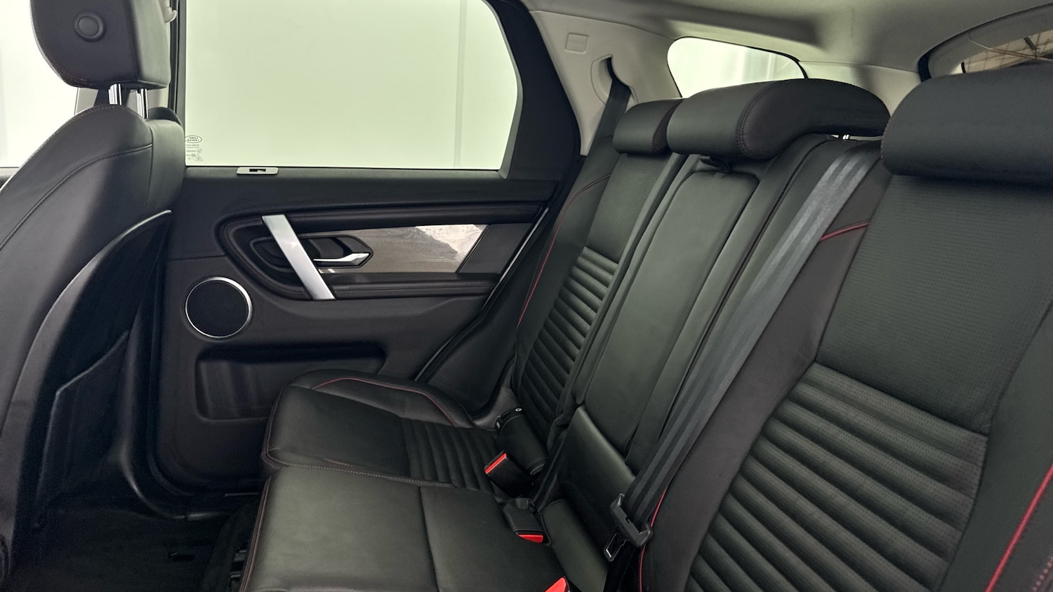 Used Land Rover Discovery Sport 2020 for sale - 76119807: Photo 14