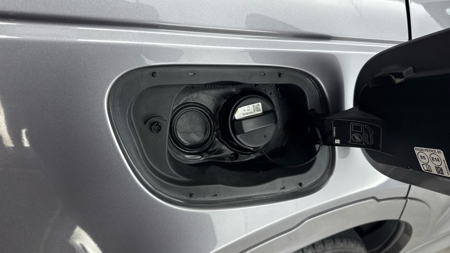 Used Land Rover Discovery Sport 2020 for sale - 76119807: Photo 25