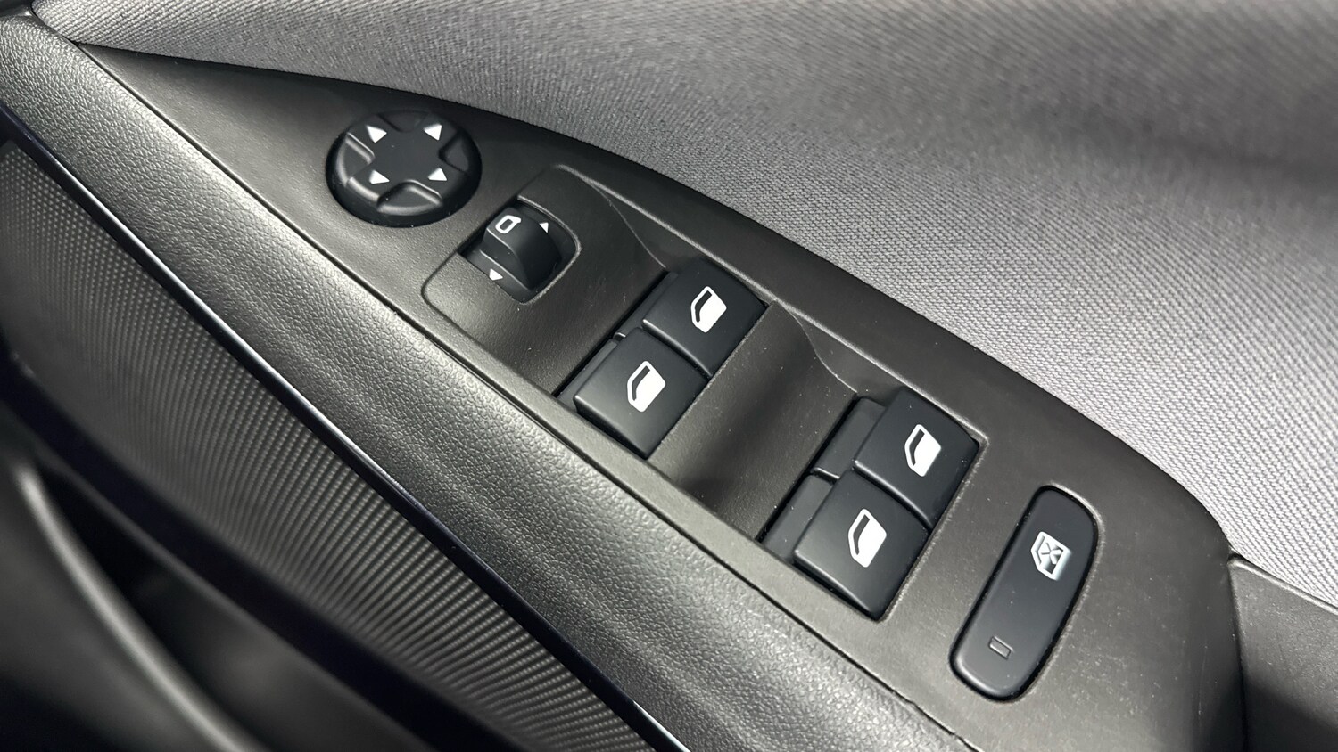 Used Vauxhall Crossland X 2019 for sale - 76077912: Photo 21