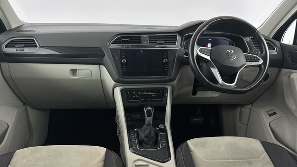 Used Volkswagen Tiguan 2021 for sale - 75694151: Photo 11