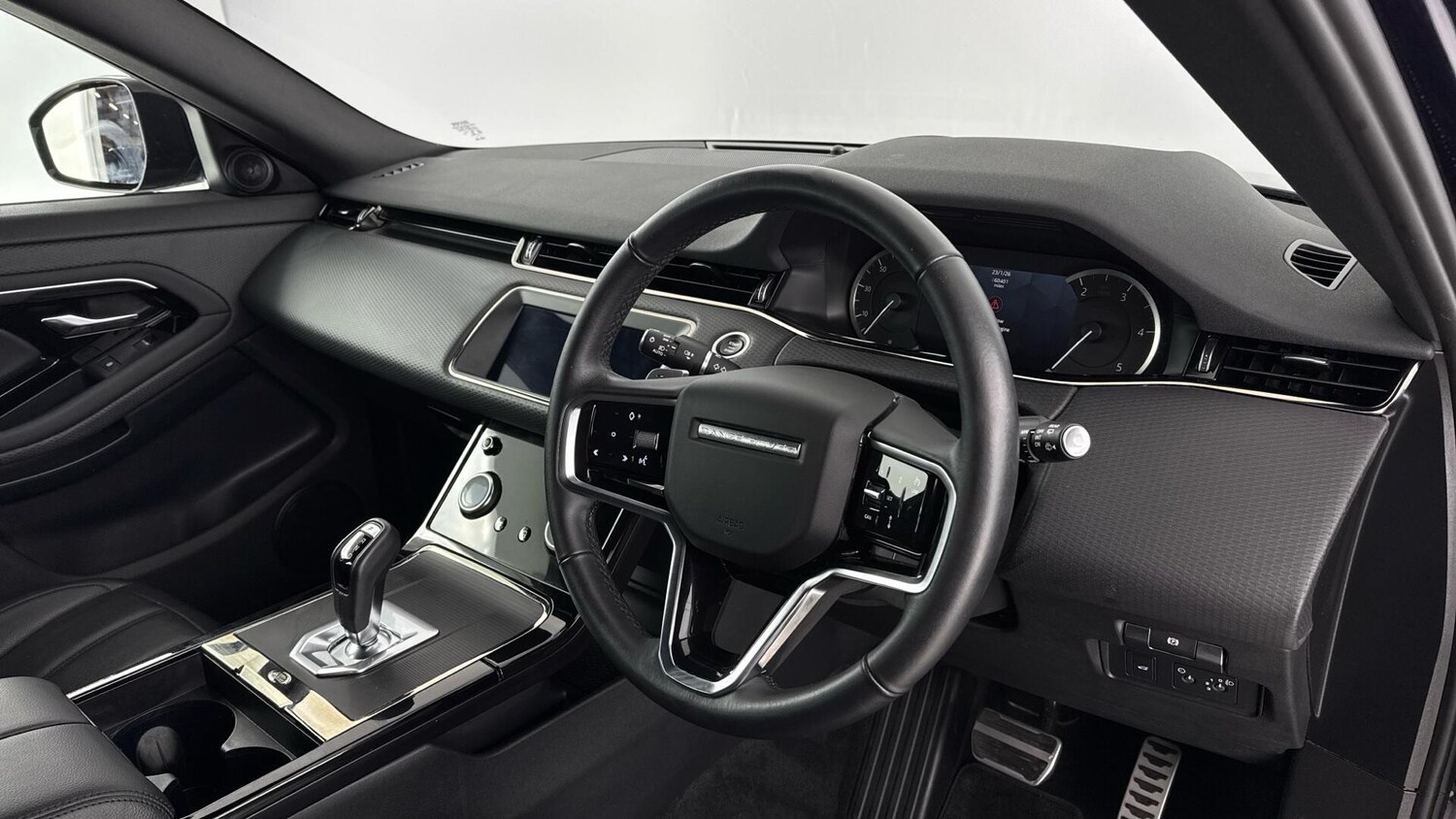 Used Land Rover Range Rover Evoque 2022 for sale - 76772005: Photo 10