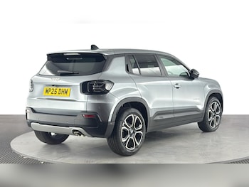 Used Jeep Avenger 2025 for sale - 79296102: Photo